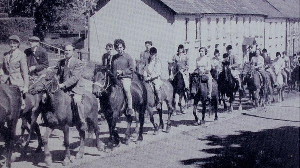 Pony trekkers