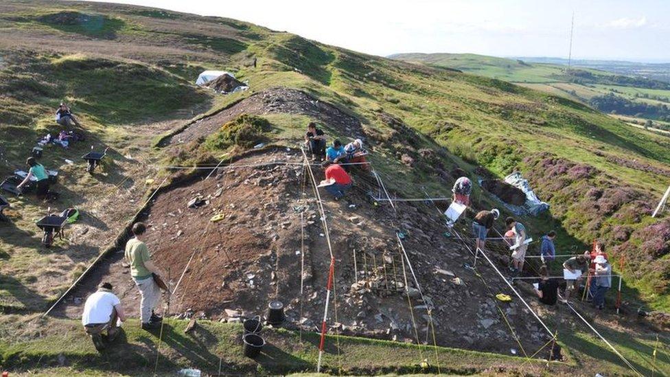 Work at Penycloddiau