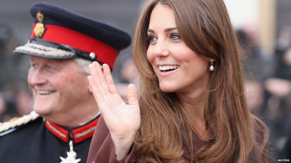 Duchess of Cambridge waving with Lord-Lieutenant of Lincolnshire Tony Worth behind