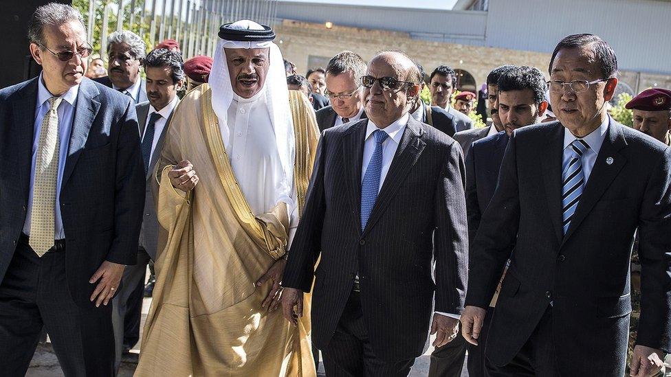 Leaders at diplomats in Sanaa after session of the UN Security Council in the city