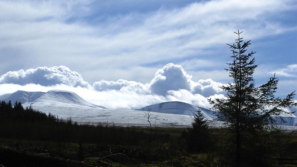 Clouds rolling over Fan Brycheiniog, Brecon Beacons