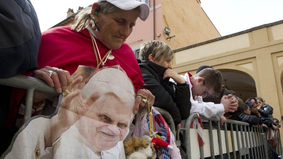 Crowd outside Castel Gandolfo. 23 March 2013