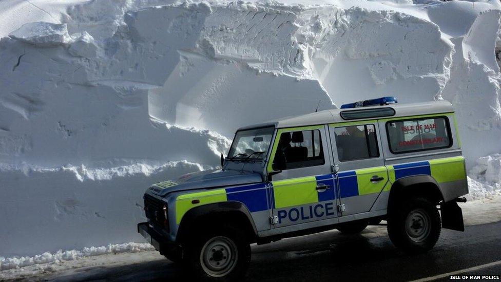 Isle of Man constabulary vehicle in snow