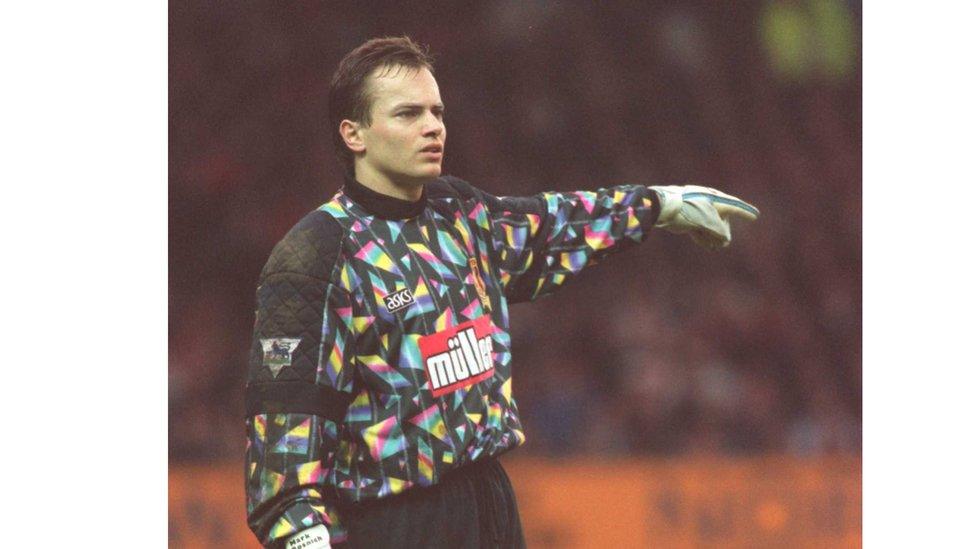 Mark Bosnich Aston Villa 1992-1999