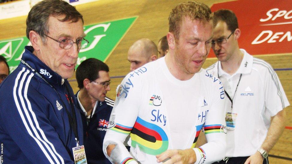 Chris Hoy suffers injury during the 2009 Copenhagen World Cup