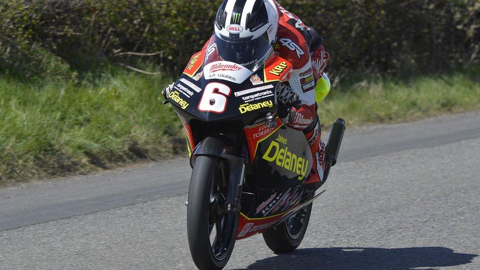 William Dunlop retired on his Delaney Honda while leading the 125cc race