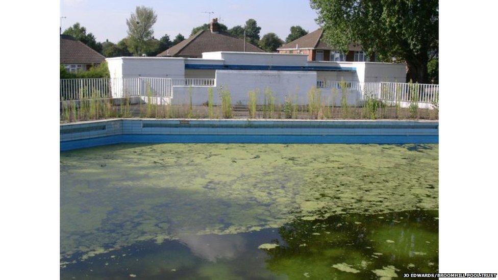 Broomhill Pool, Ipswich