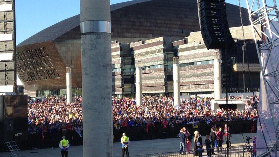 The scene awaiting the triumphant Cardiff City bus tour when it arrived in Cardiff Bay