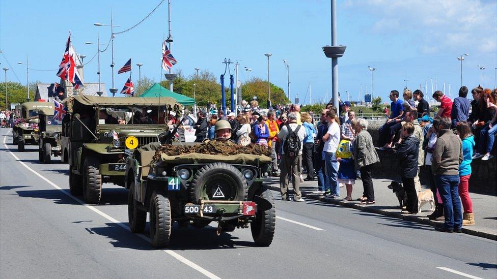 Cavalcade on Liberation Day 2013