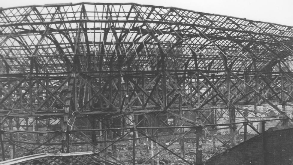 Bomb-damaged Swansea market, 1941