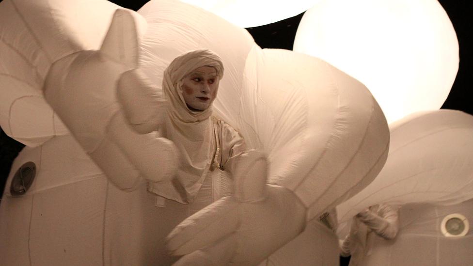 Characters from Herbert's Dream by Compagnie des Quidams