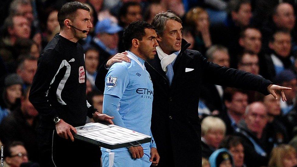 Carlos Tevez, Roberto Mancini, Manchester City