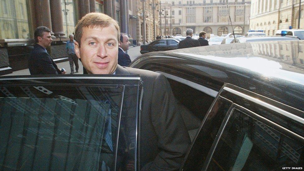 Russian businessman Roman Abramovich arrives for a news conference at the Ararat Hyatt Park Hotel on 22 April, 2003