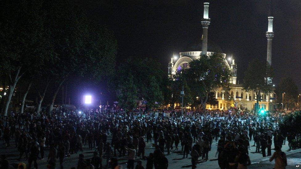 Protesters gather in front of Dolmabache mosque, Istanbul, on 2 June.