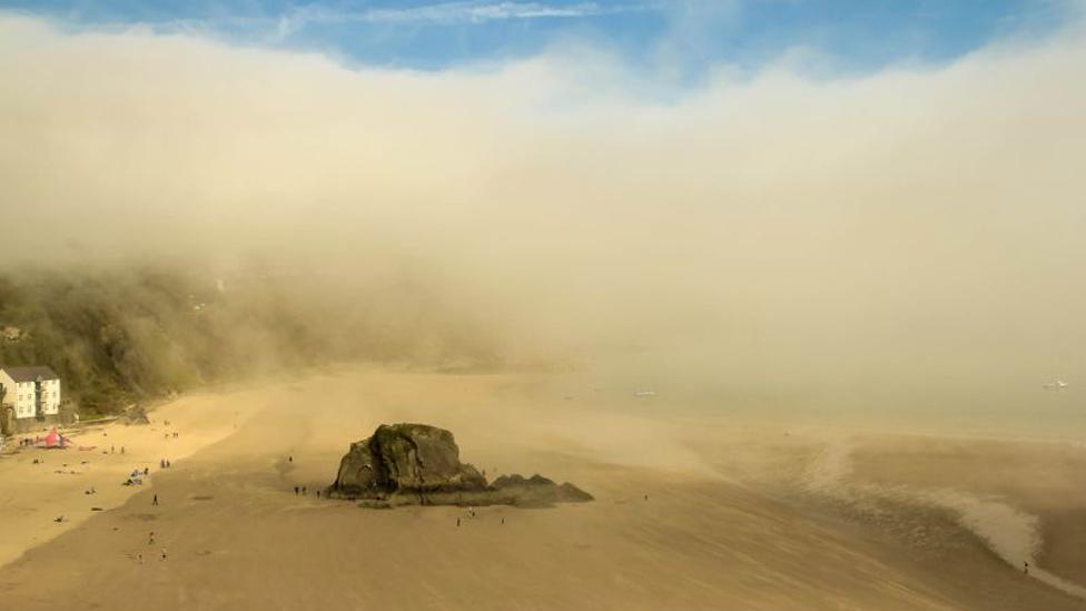 Sand clouds at Tenby beach