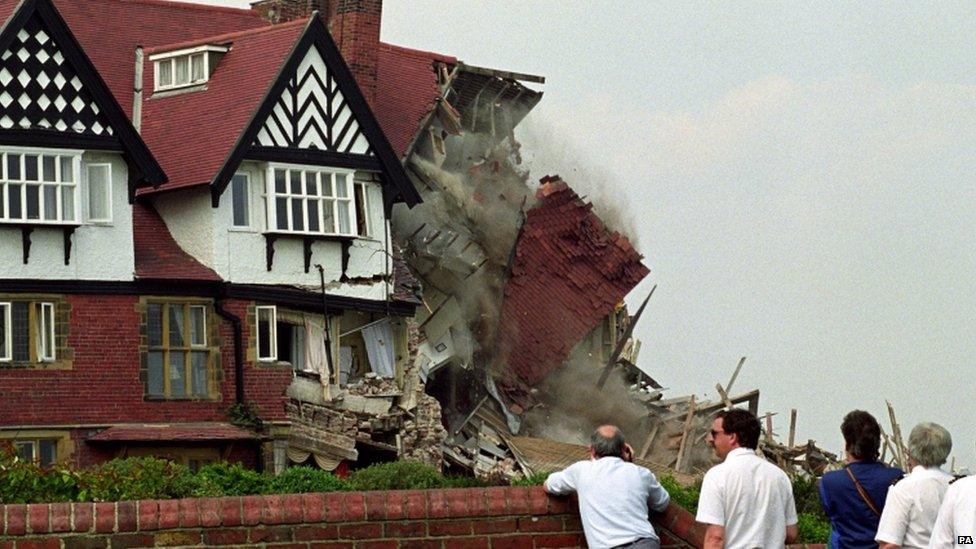 Holbeck Hall Hotel collapse