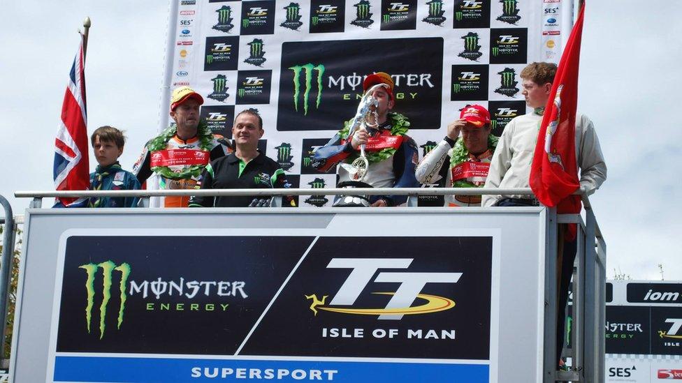 Supersport podium