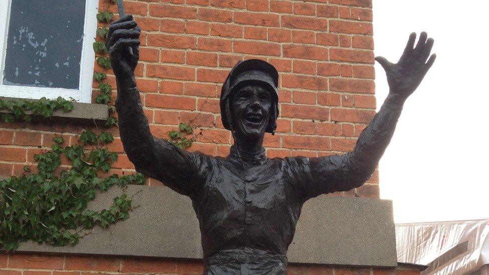 Ascot statue of jockey Frankie Dettori