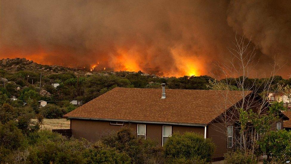 Fire burns in Yarnell (30 June 2013)