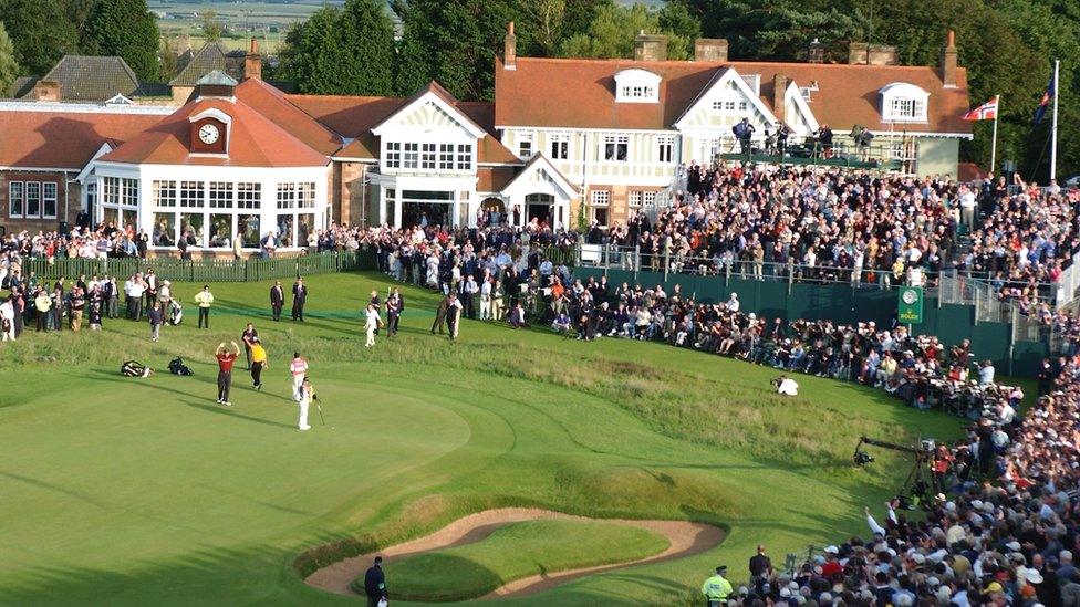 Ernie Els celebrate his 2002 Open victory