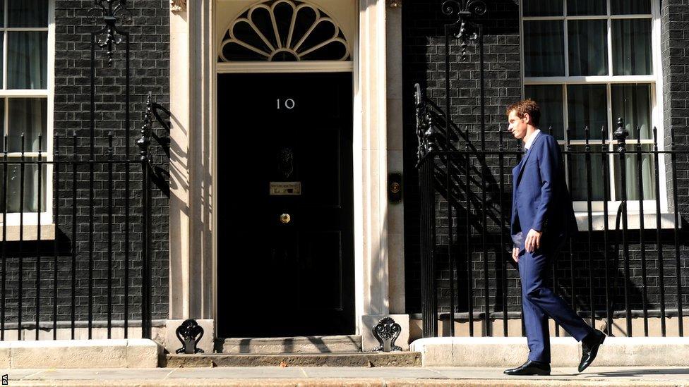 Andy Murray outside Number 10