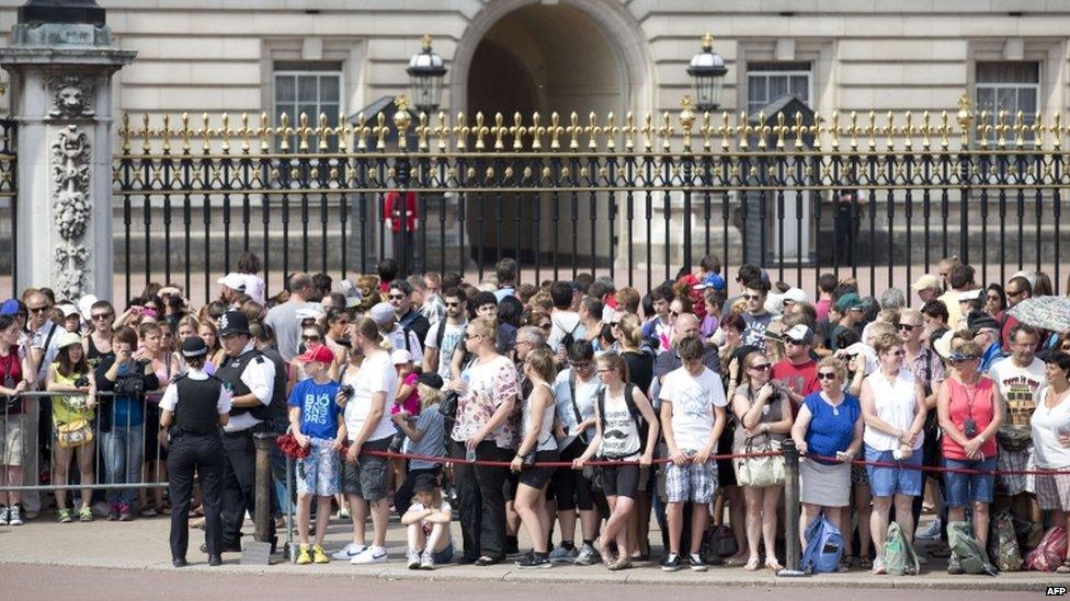 Crowds outside Buckingham Palace