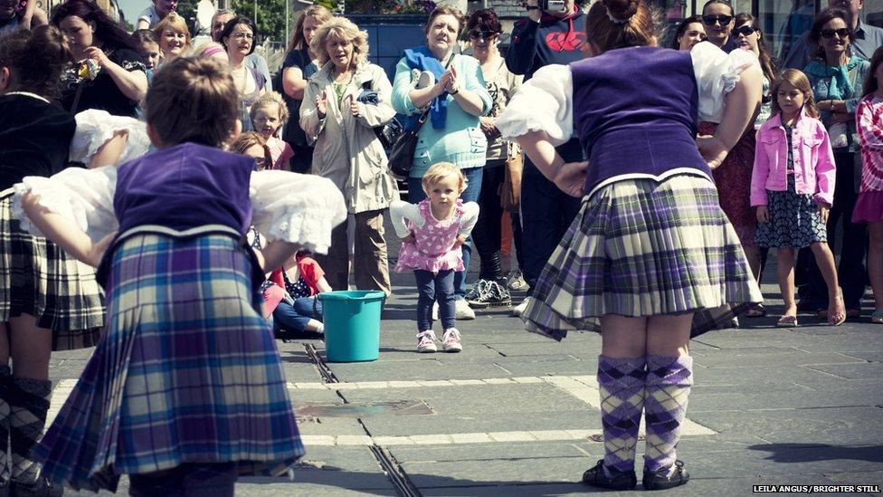 Dancers at HebCelt