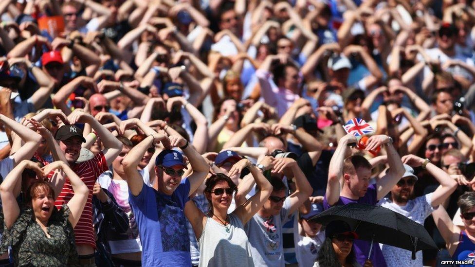 Mo Farah fans doing the Mobot