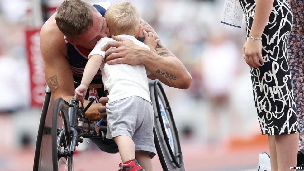 David Weir celebrates with his family