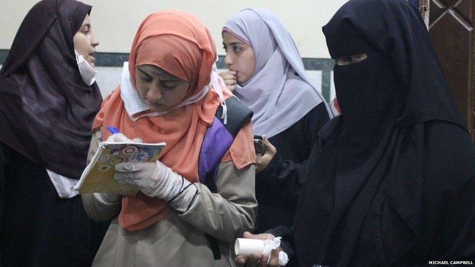 Women helped to nurse the wounded in the mosque