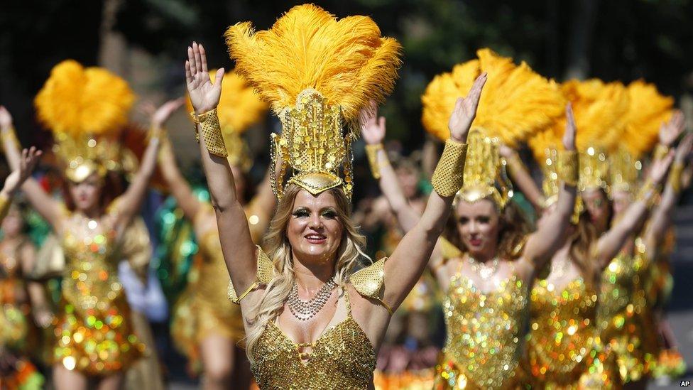 Carnival performers