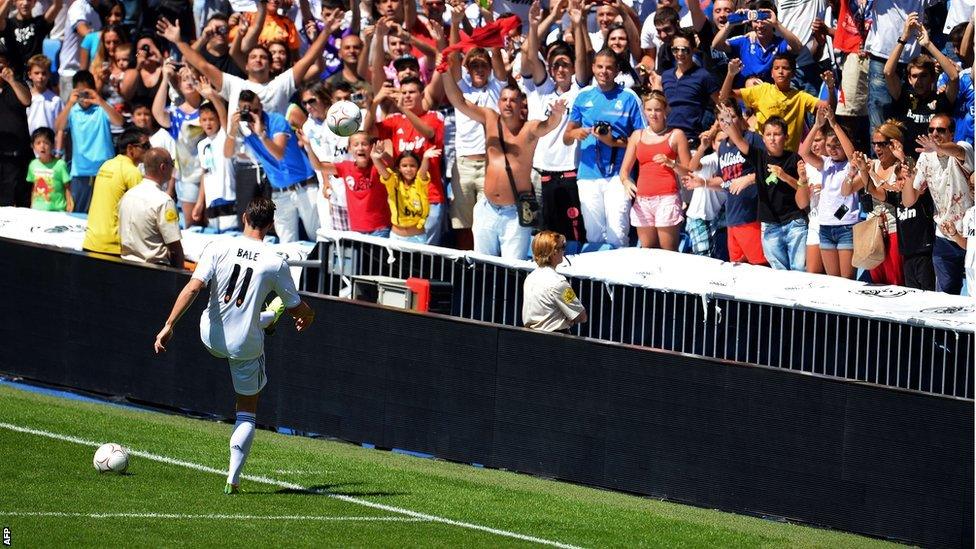 Gareth Bale with the Real Madrid fans