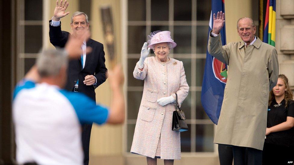 Allan Wells receives a send-off from the Queen, Prince Philip and Lord Smith of Kelvin