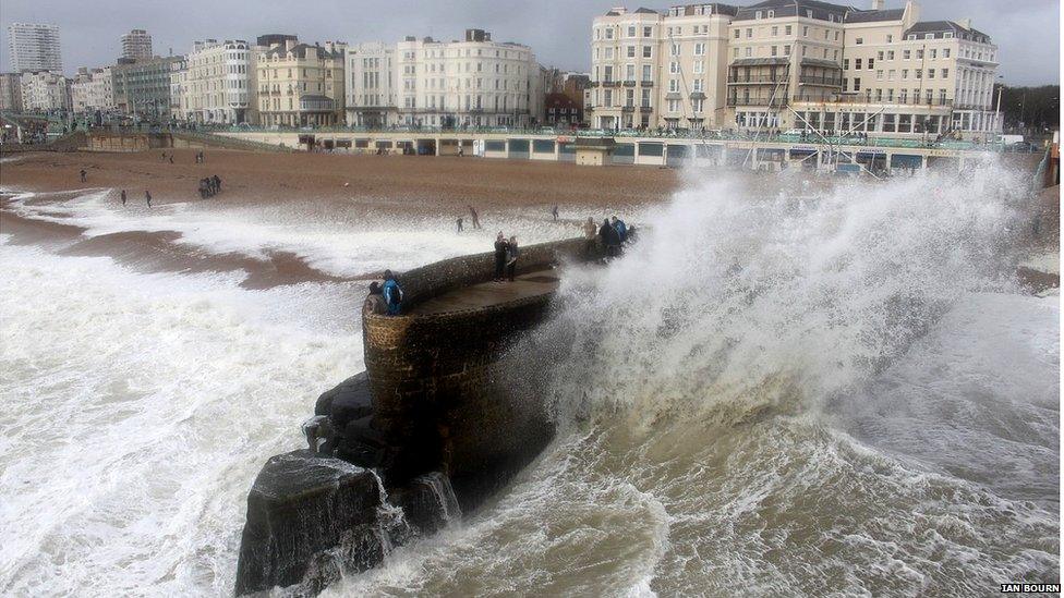 Big waves on Brighton seafront