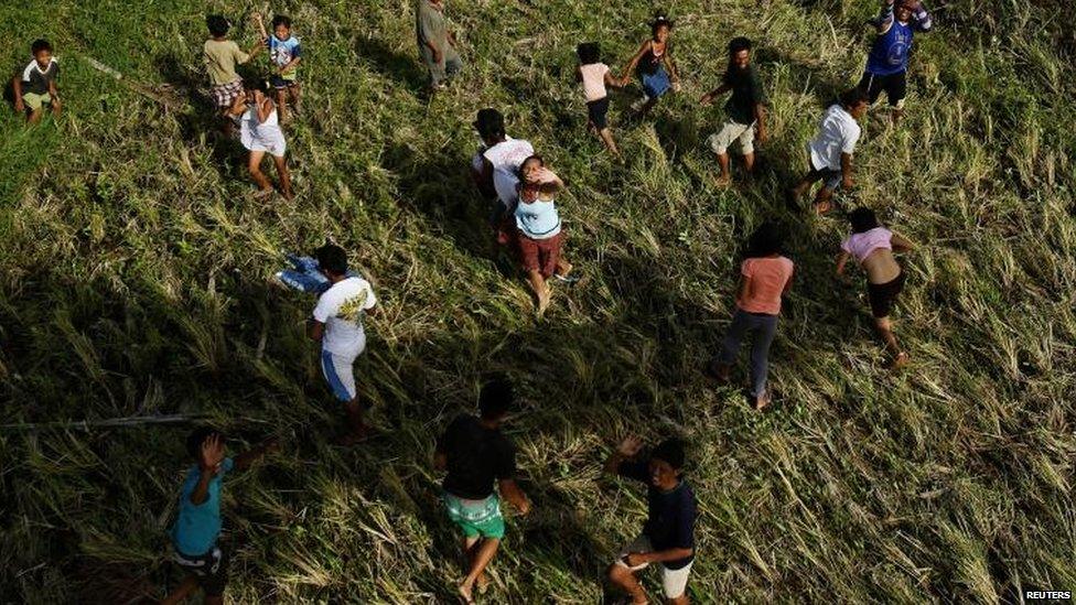 Typhoon aftermath in Aubyog, Philippines, 16 Nov