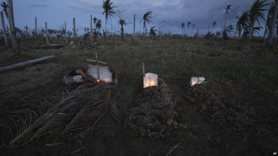 Typhoon aftermath in Palo, Philippines, 16 Nov