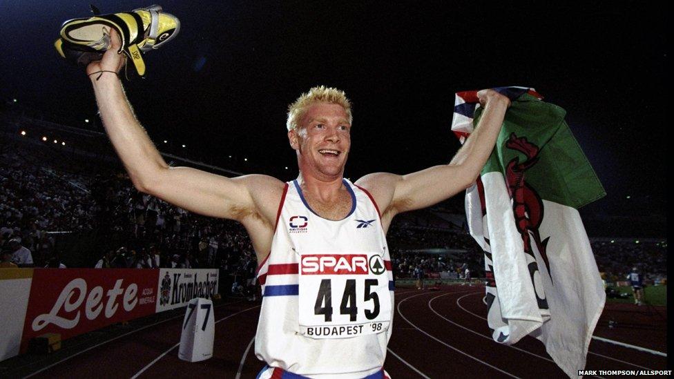 Iwan Thomas