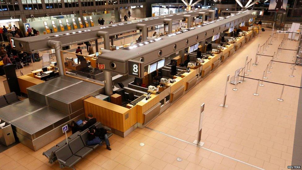 Empty Lufthansa terminal at Hamburg's Fuhlsbuettel airport (5 Dec)