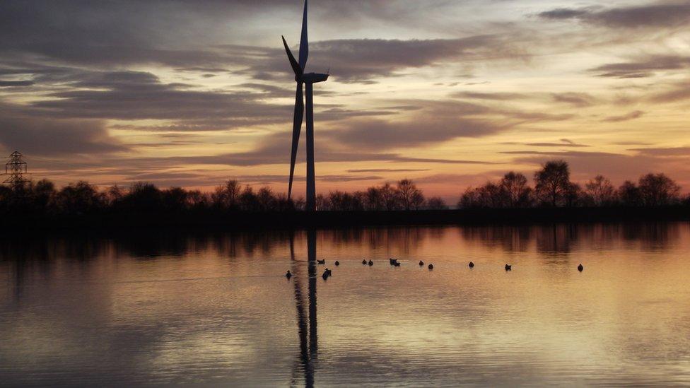 Pennie Winkler from Blackwood in Caerphilly county sent this photo of a wind turbine that has been installed near Manmoel. She said she thought it made a nice picture in the sunset at Pentfan Pond