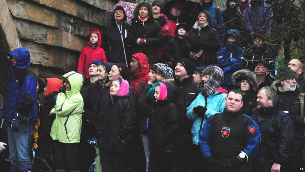 Spectators at Mapleton Bridge, Derbyshire