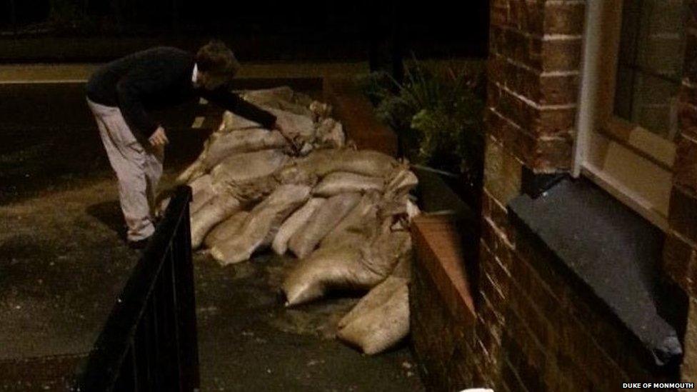 Sandbags on the Sunningwell Road next to the Duke of Monmouth pub