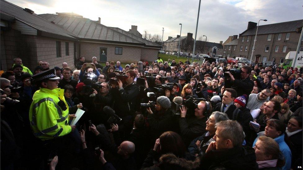 People gather to join search party in Edinburgh