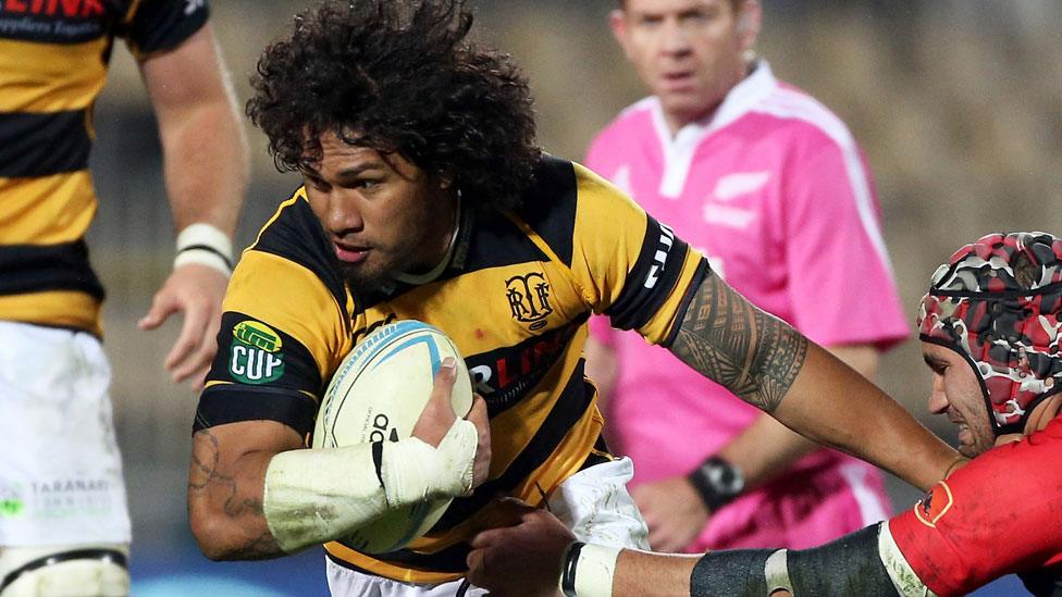 Isaia Tuifua in action for Taranaki