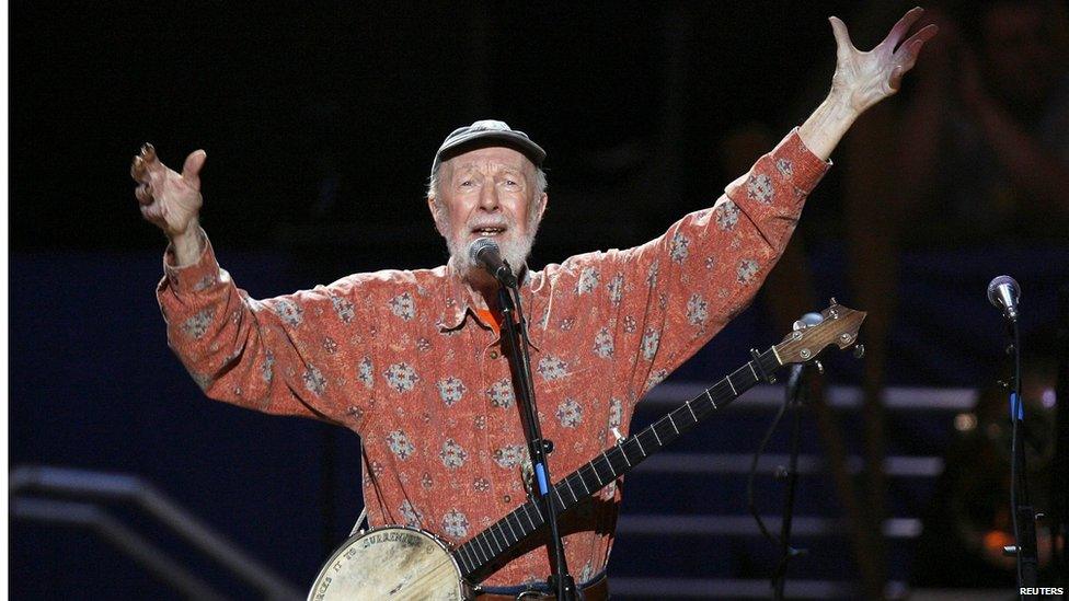 Pete Seeger sings Amazing Grace during a concert celebrating his 90th birthday in New York on 3 May 2009