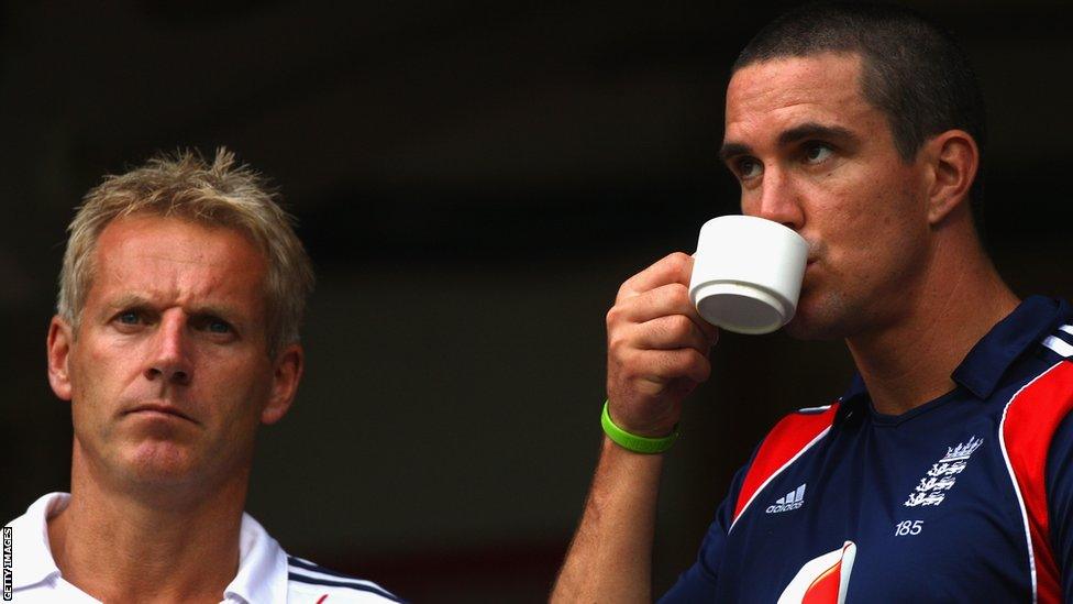 Kevin Pietersen and England coach Peter Moores in 2008