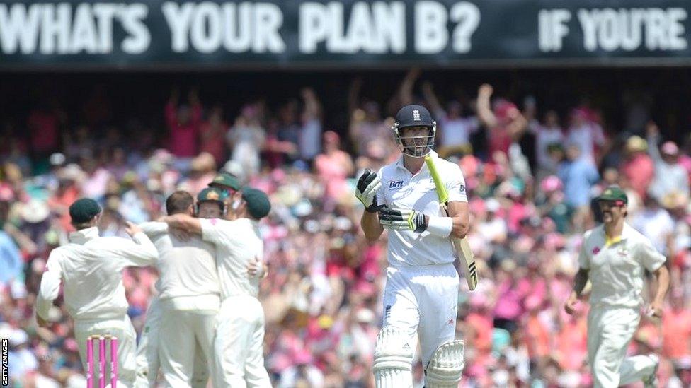 Kevin Pietersen dismissed in the fifth Ashes test