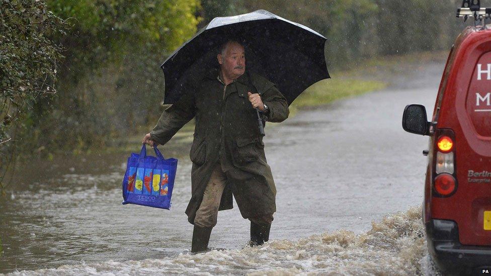 Resident of Thorney, Somerset in the floods