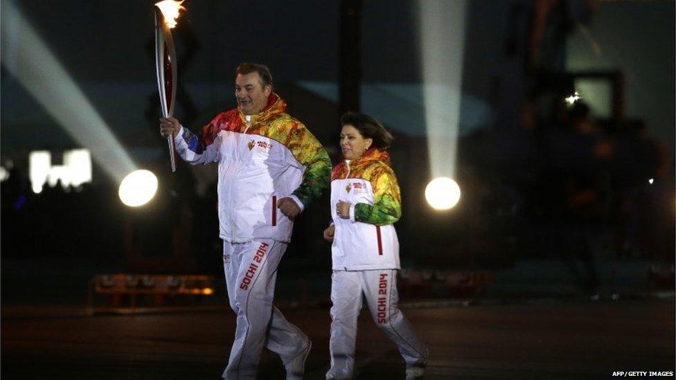 Irina Rodina and Vladislav Tretyak