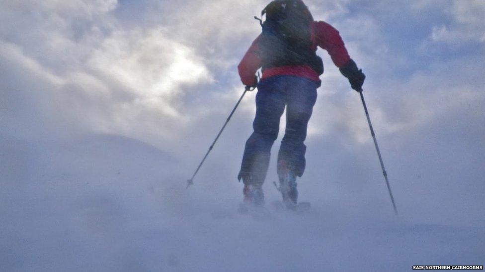 Avalanche forecaster in Northern Cairngorms