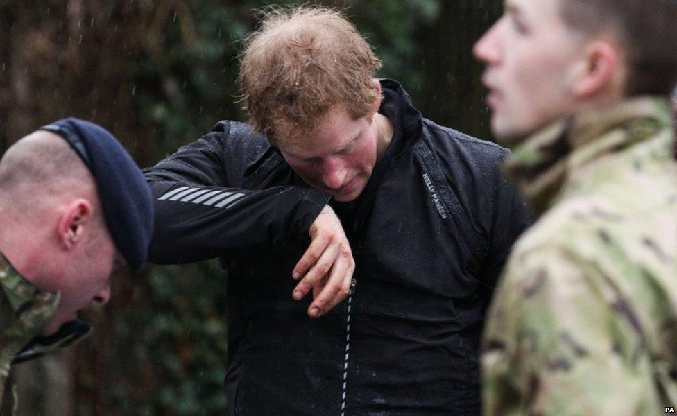 Prince Harry helps flood effort